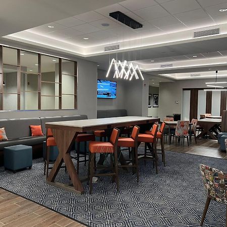 Hampton Inn By Hilton Kingston Buitenkant foto