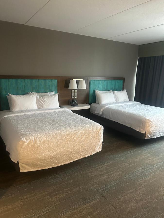 Hampton Inn By Hilton Kingston Buitenkant foto
